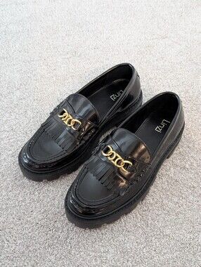 EUC Linzi Black Faux Leather Tassel Loafers with Gold Chain Trim
